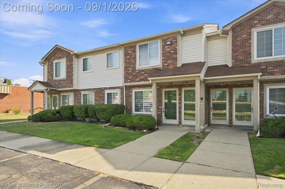 31842 Kelly Road #3 Roseville City, MI 48066