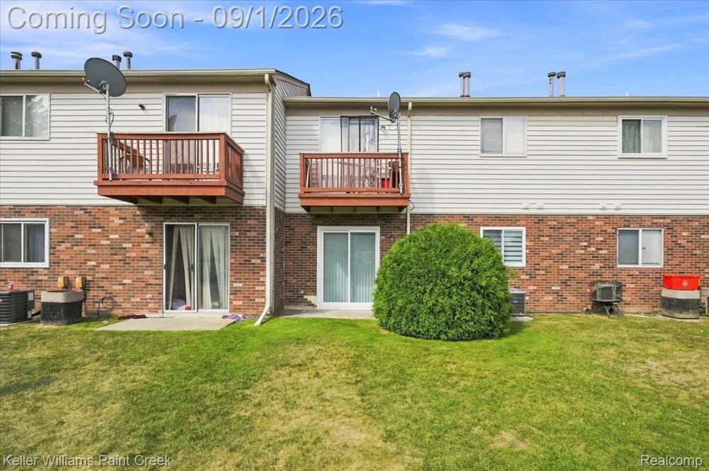 31842 Kelly Road #3 Roseville City, MI 48066
