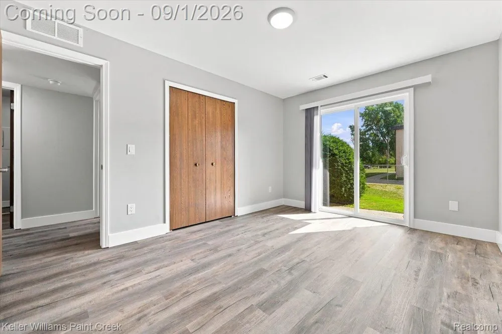 31842 Kelly Road #3 Roseville City, MI 48066