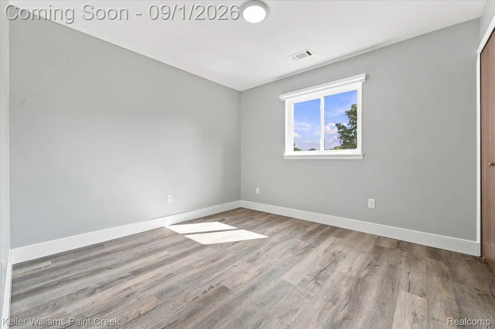 31842 Kelly Road #3 Roseville City, MI 48066