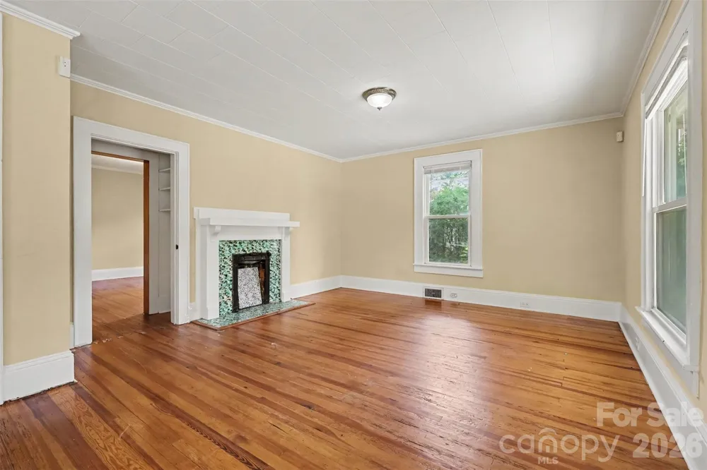 126 E Division Avenue East Spencer, NC 28144