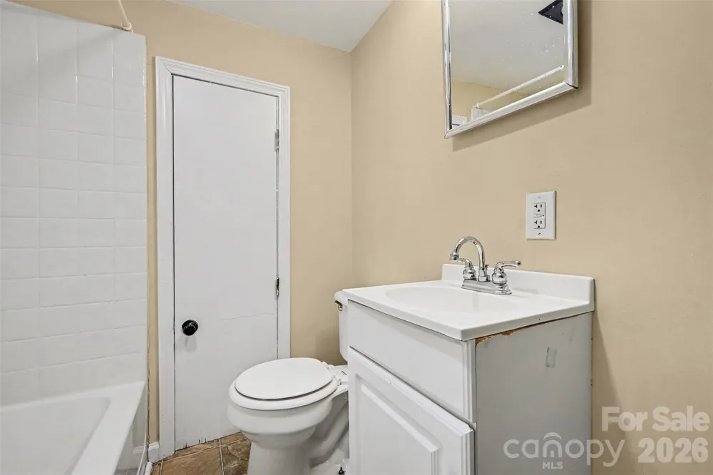 126 E Division Avenue East Spencer, NC 28144