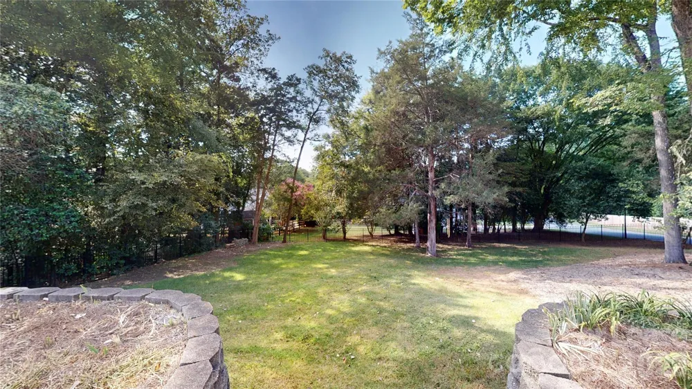 3600 Carmel Road Charlotte, NC 28226