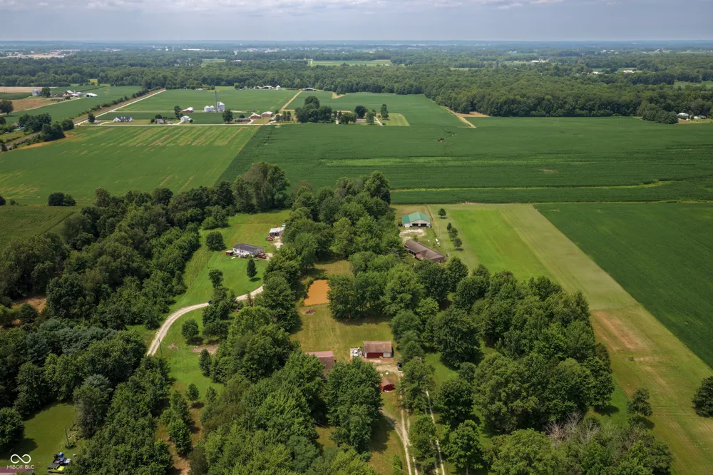 6546 County Road 1300 E Seymour, IN 47274