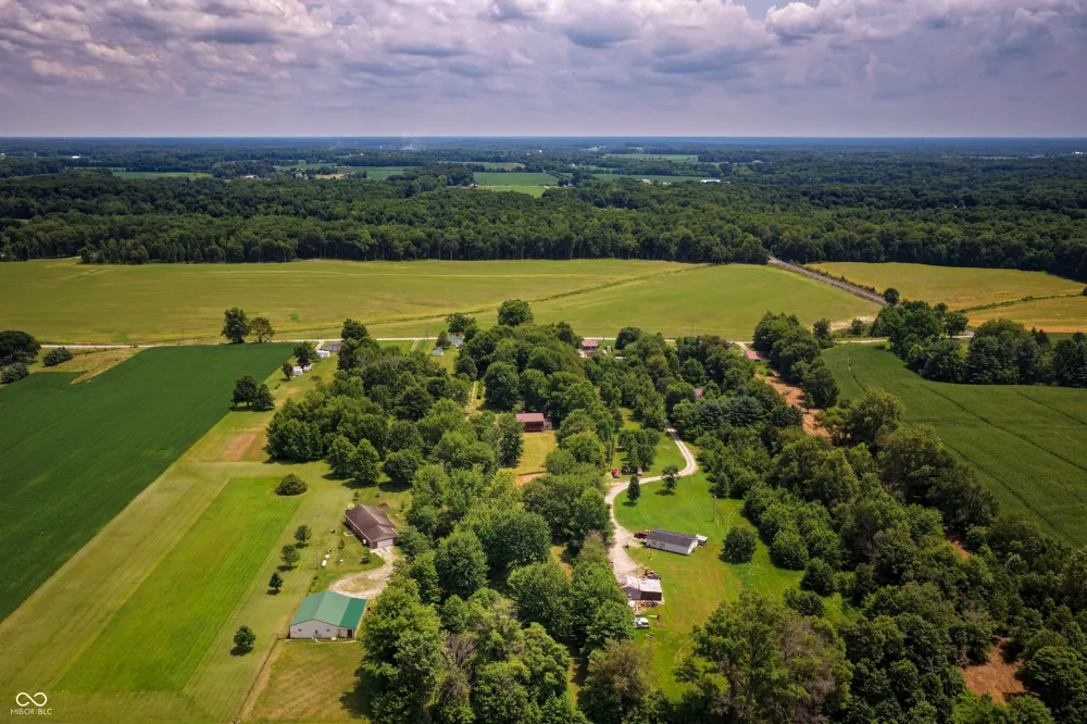 6546 County Road 1300 E Seymour, IN 47274