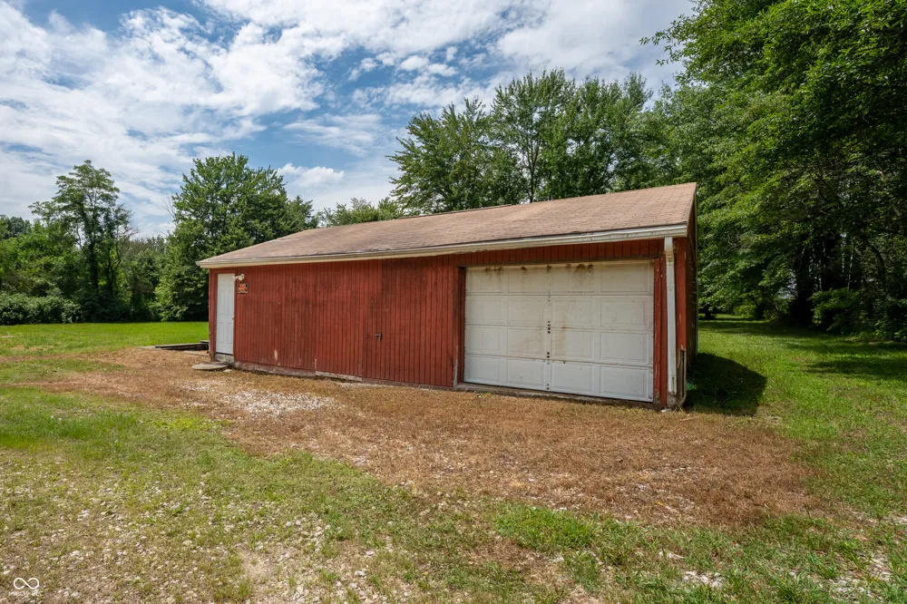 6546 County Road 1300 E Seymour, IN 47274