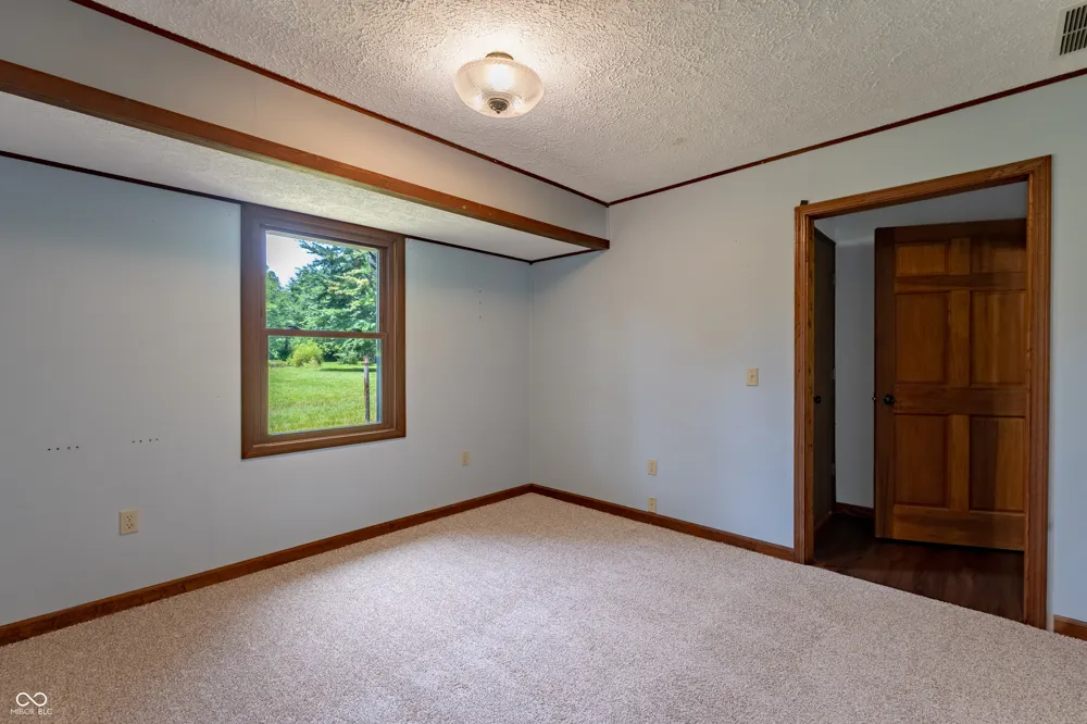 6546 County Road 1300 E Seymour, IN 47274