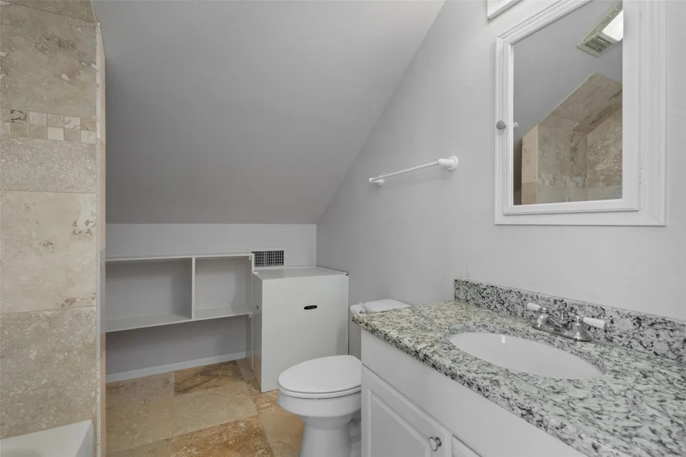 401 Roy Creek Lane Dripping Springs, TX 78620
