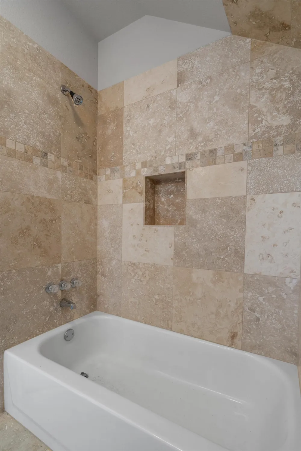 401 Roy Creek Lane Dripping Springs, TX 78620