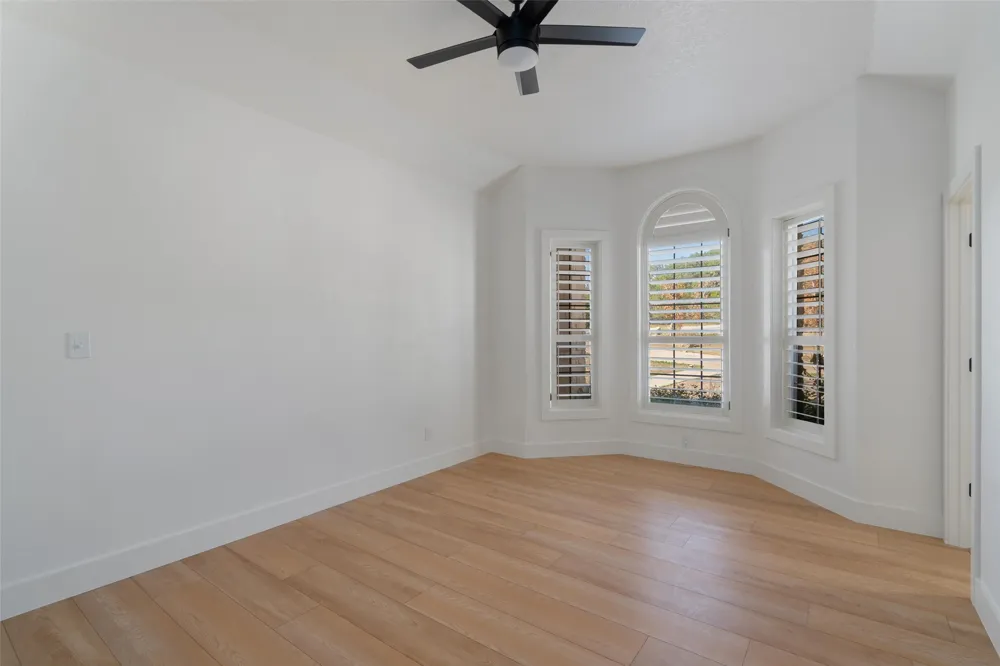 401 Roy Creek Lane Dripping Springs, TX 78620