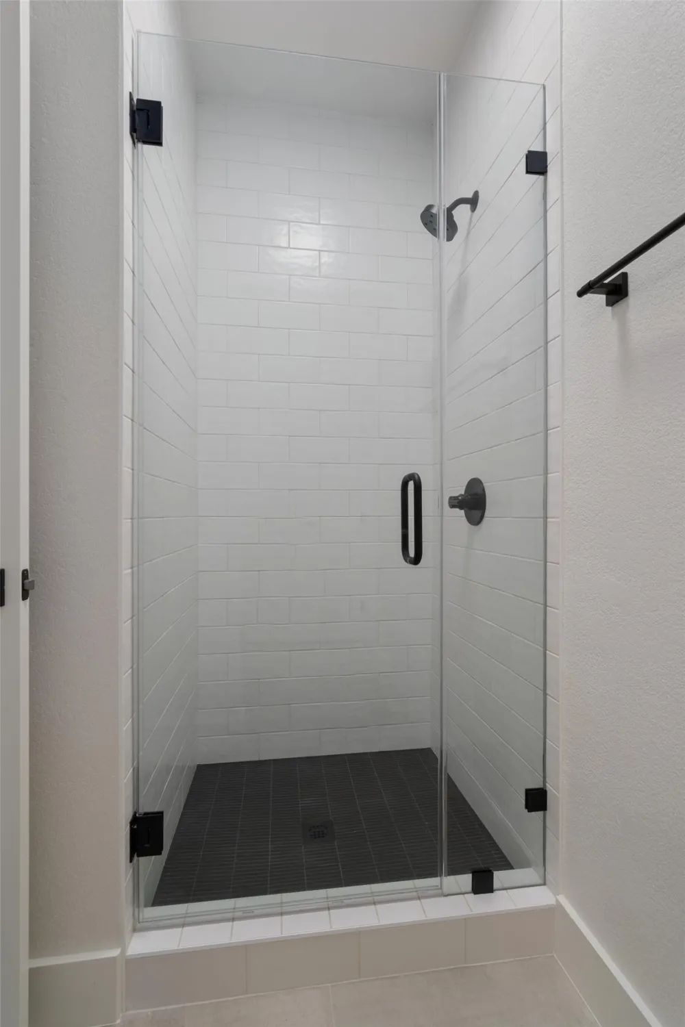 401 Roy Creek Lane Dripping Springs, TX 78620