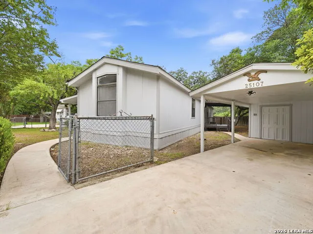 25107 ADA MAE ST San Antonio, TX 78257