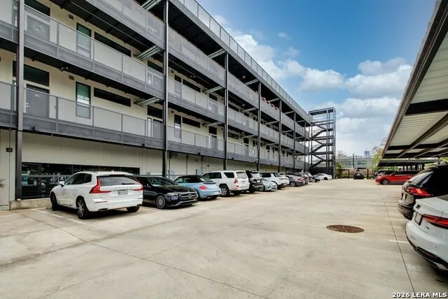 1322 E 12TH ST Unit 401 Austin, TX 78702