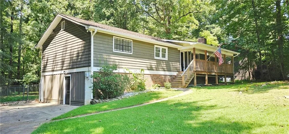 6375 Caladium Drive Acworth, GA 30102