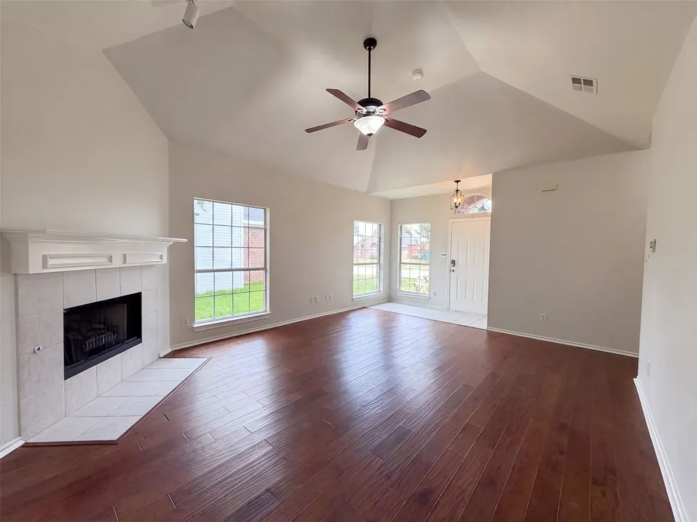 1406 Di Orio Drive Lewisville, TX 75067