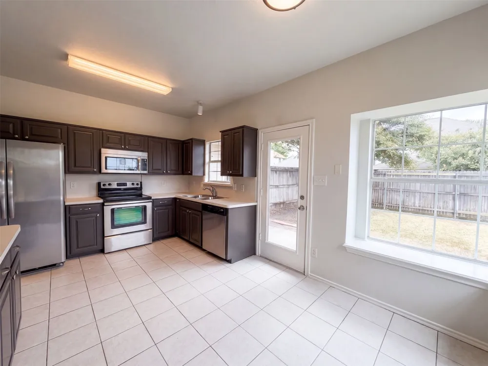 1406 Di Orio Drive Lewisville, TX 75067