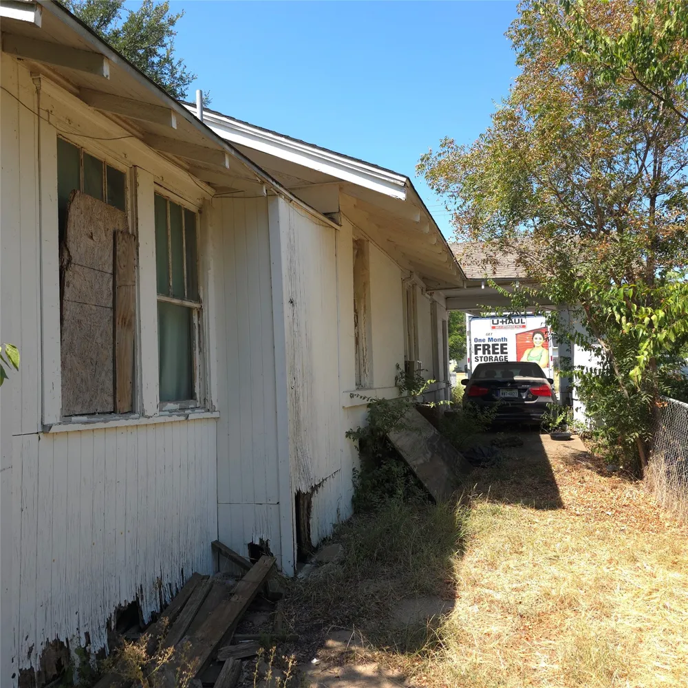 602 NW 4th Avenue Mineral Wells, TX 76067