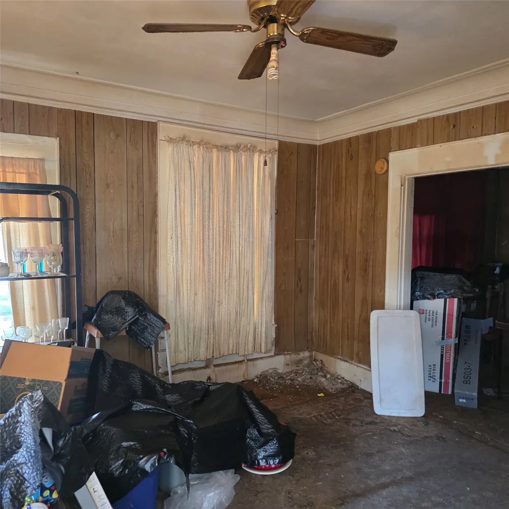 602 NW 4th Avenue Mineral Wells, TX 76067