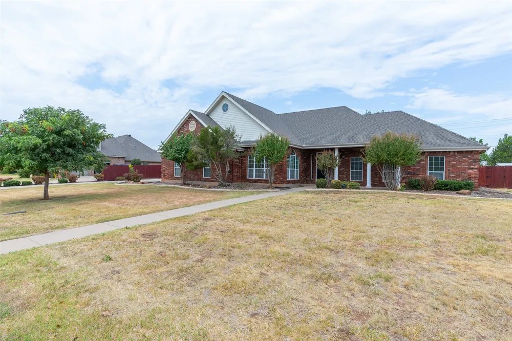 8626 Ranch Road Abilene, TX 79602
