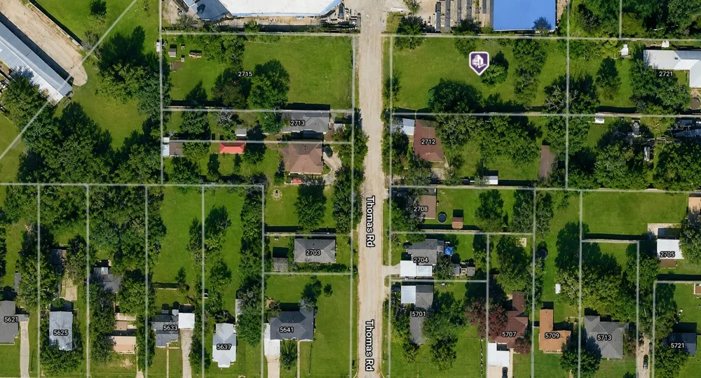 2716 Thomas Road Haltom City, TX 76117