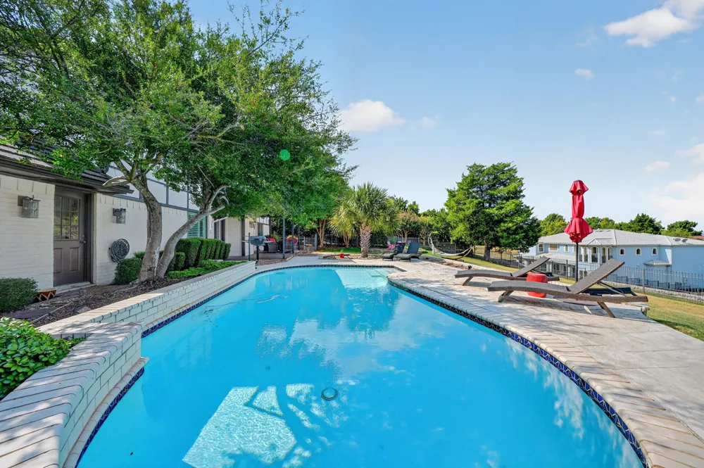 9 Pintail Point Heath, TX 75032