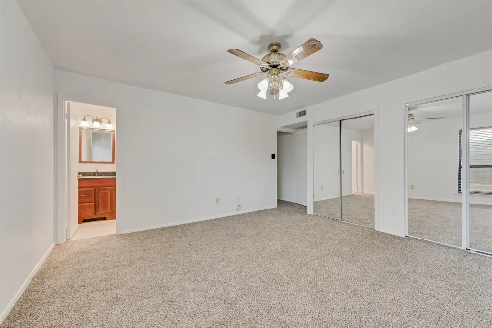 4612 Gleneagle Street Mesquite, TX 75150