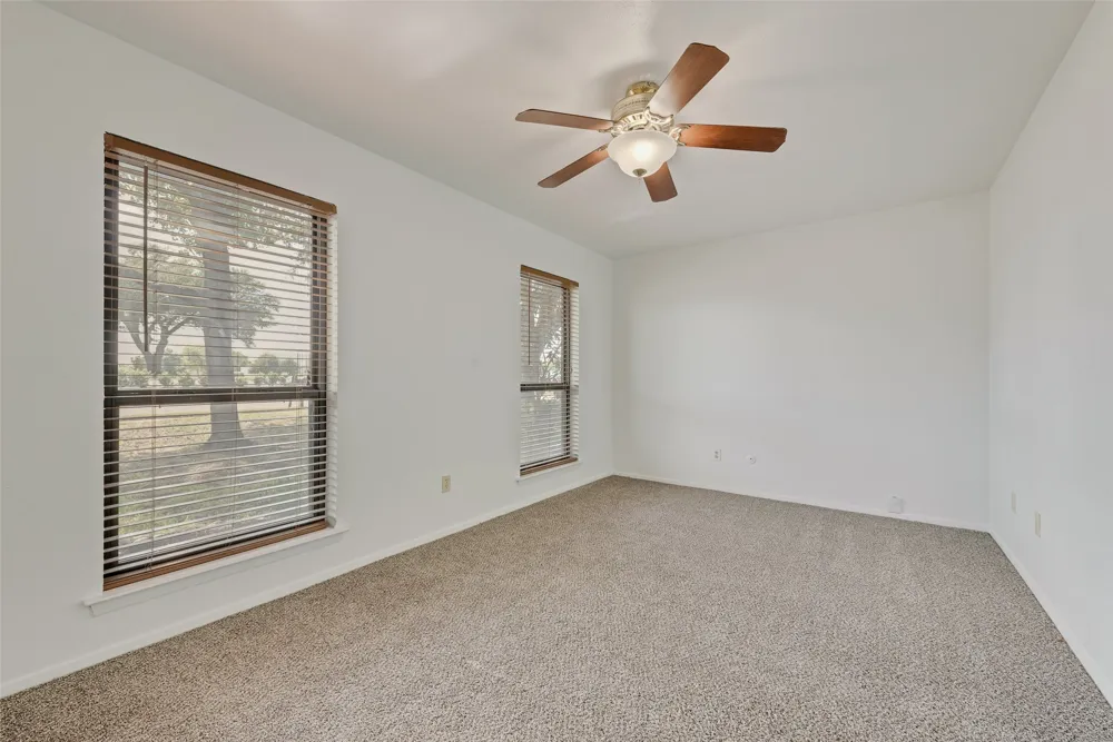 4612 Gleneagle Street Mesquite, TX 75150