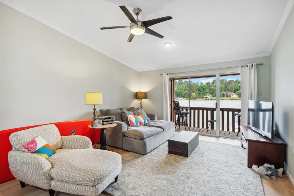 801 River Road #F120 Montgomery, TX 77356