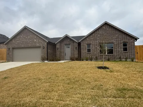 2602 Martinas Ct