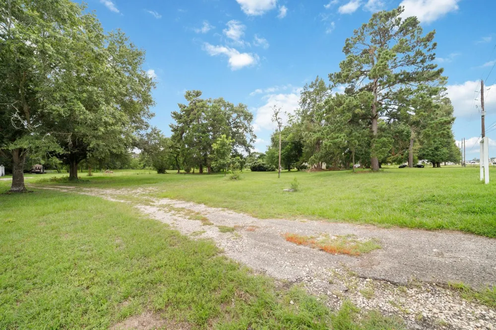 16631 Fm 2920 Road Tomball, TX 77377