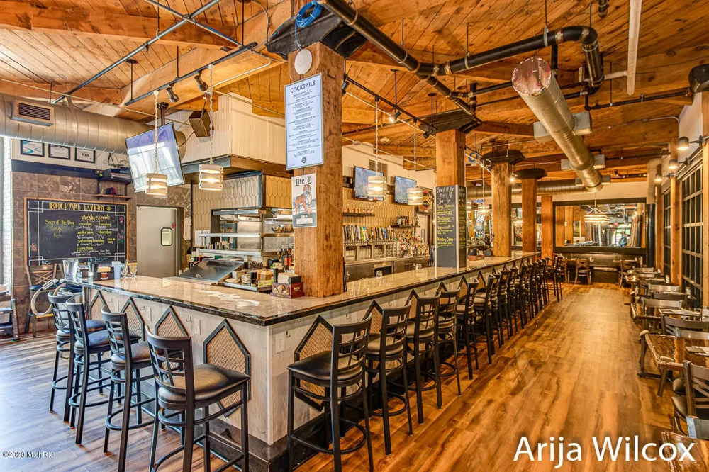 940 Monroe Avenue NW #228 Grand Rapids, MI 49503