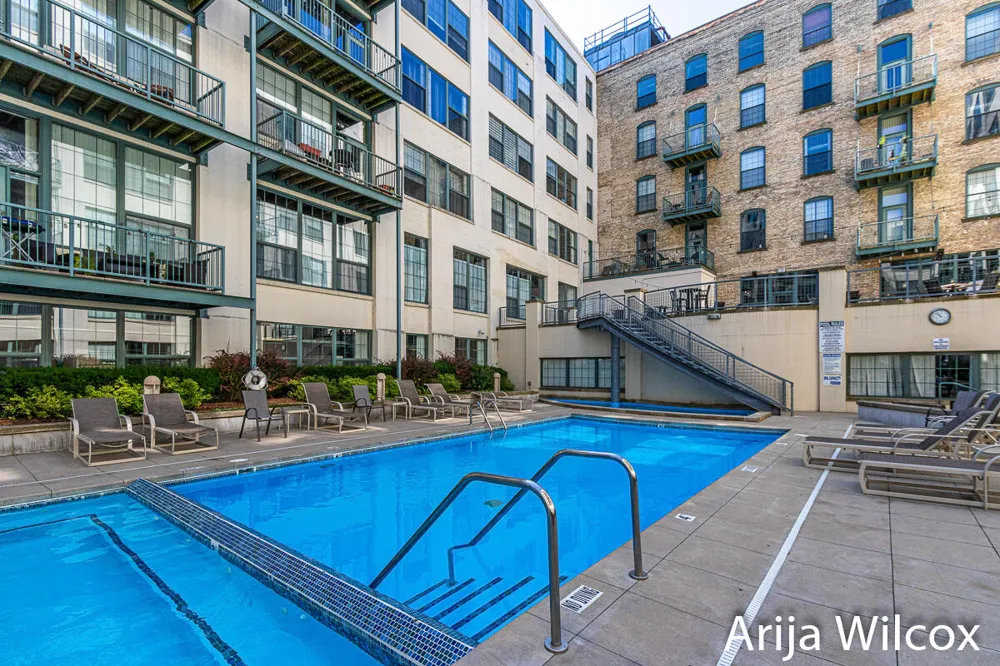 940 Monroe Avenue NW #228 Grand Rapids, MI 49503