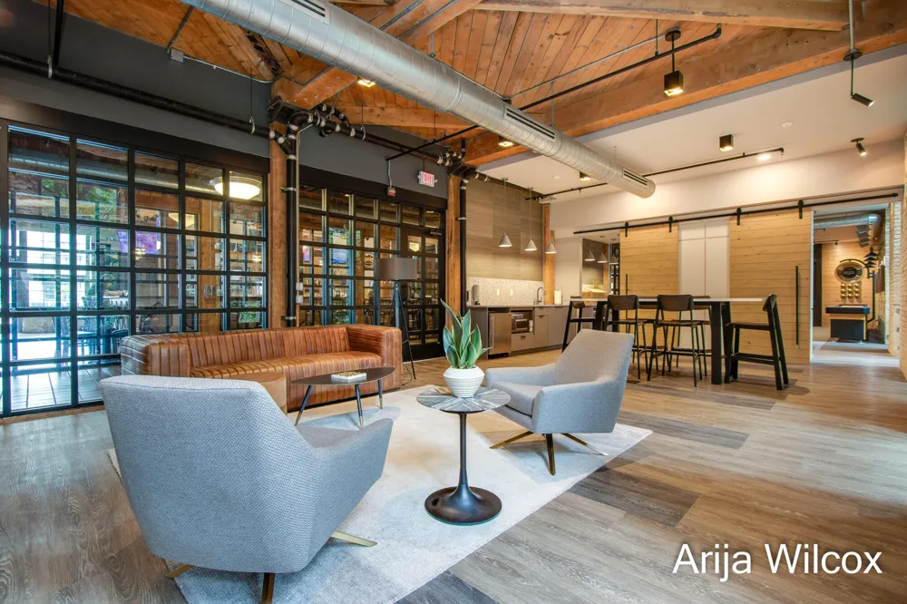 940 Monroe Avenue NW #228 Grand Rapids, MI 49503