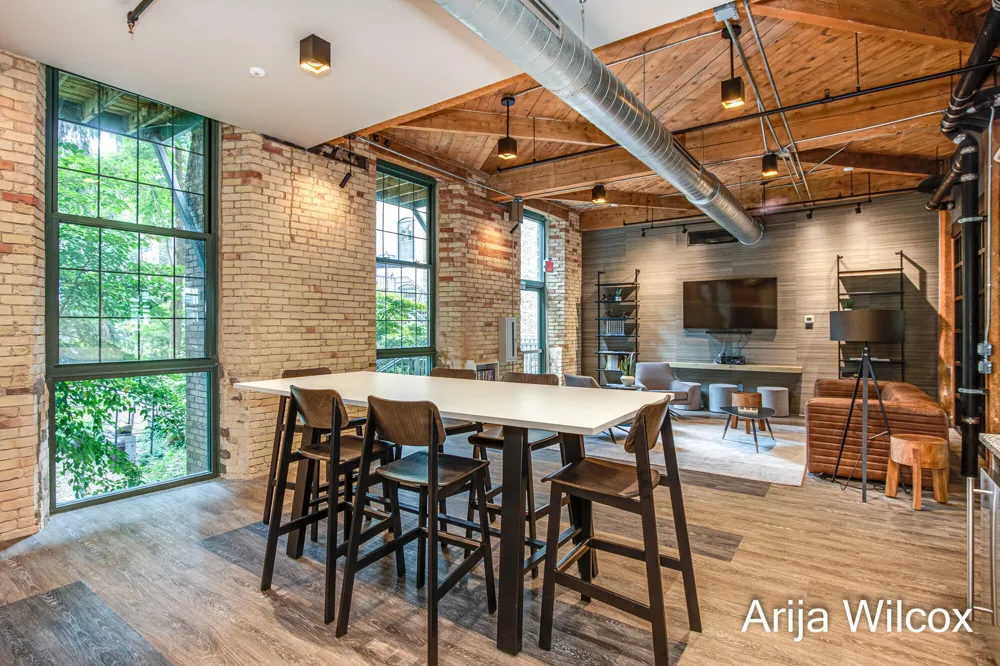 940 Monroe Avenue NW #228 Grand Rapids, MI 49503