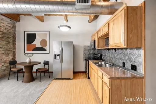 940 Monroe Avenue NW #228 Grand Rapids, MI 49503