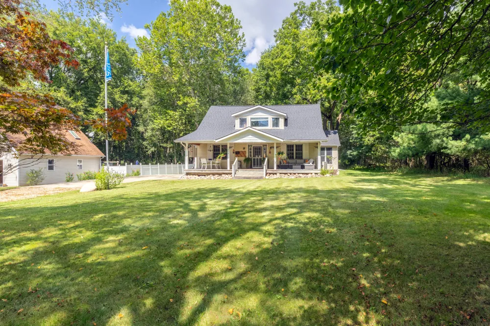 1375 E Osterhout Avenue Portage, MI 49002