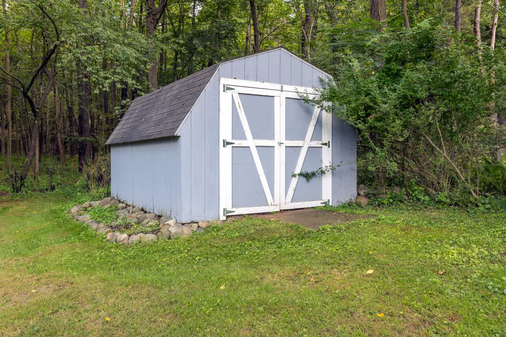 1375 E Osterhout Avenue Portage, MI 49002