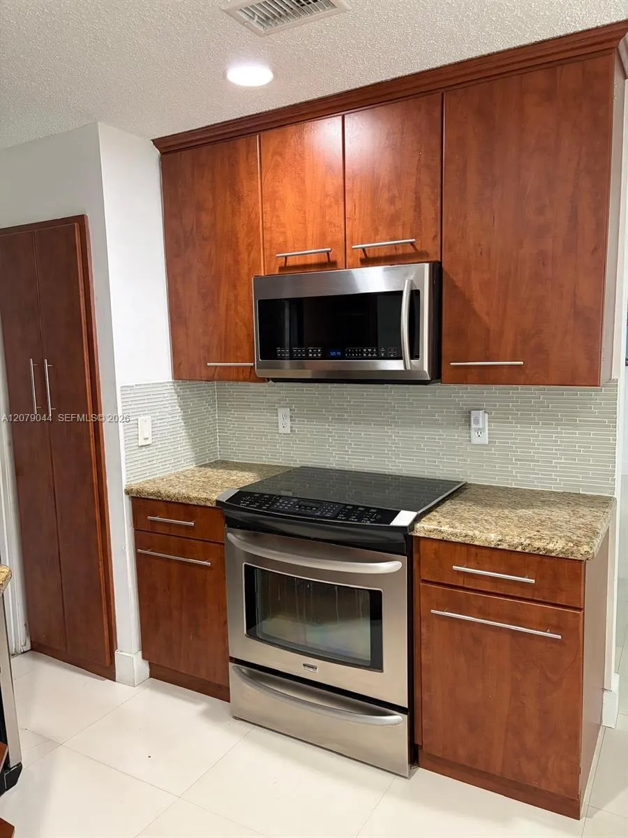 4774 NW 5th Pl Coconut Creek, FL 33063