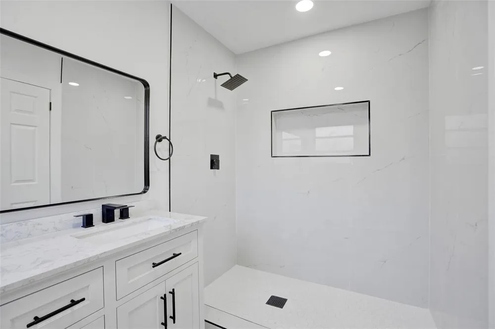 4017 NE 18th Avenue Oakland Park, FL 33334