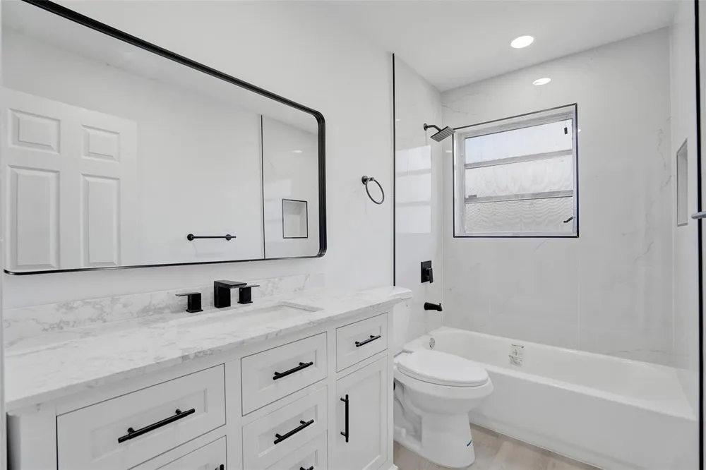 4017 NE 18th Avenue Oakland Park, FL 33334