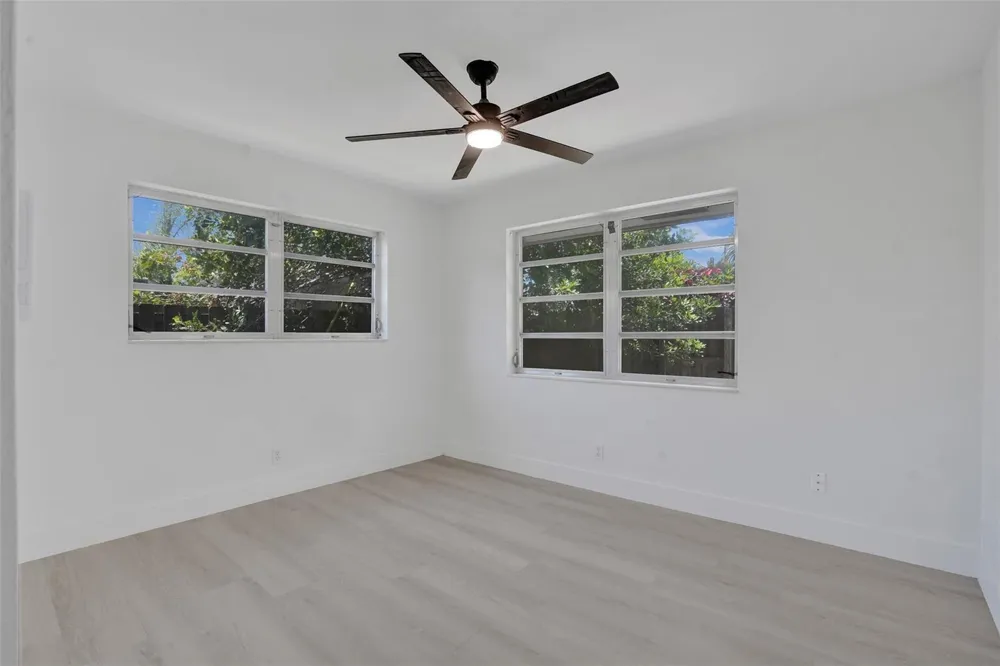 4017 NE 18th Avenue Oakland Park, FL 33334