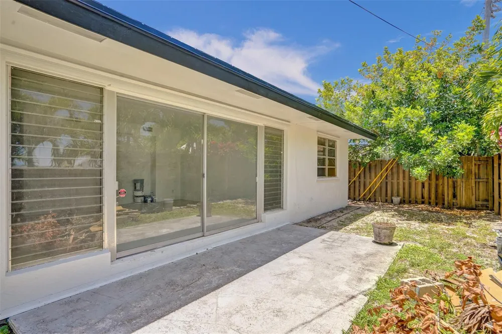 4017 NE 18th Avenue Oakland Park, FL 33334