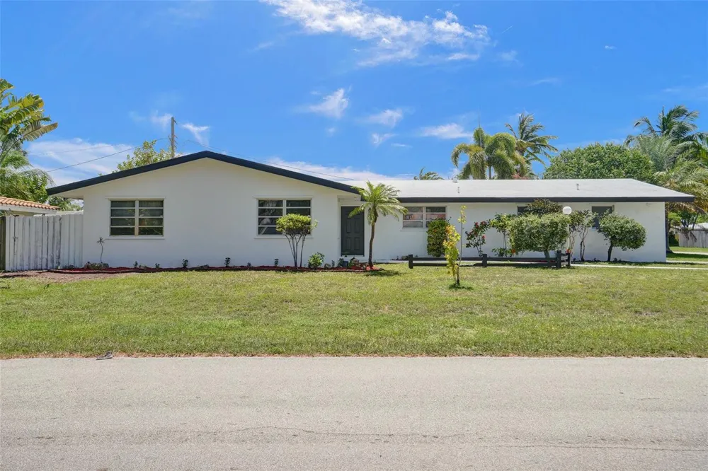 4017 NE 18th Avenue Oakland Park, FL 33334