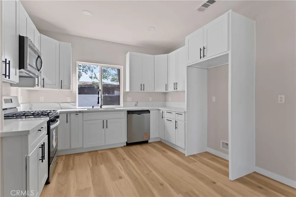 25679 4th Street Menifee, CA 92585