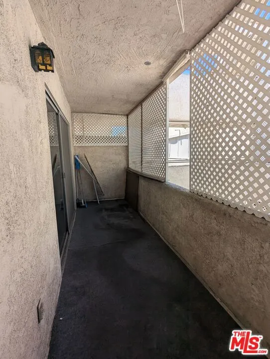 5412 Lindley Avenue #218 Encino, CA 91316