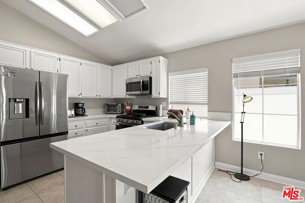 24529 Ridgewood Drive Murrieta, CA 92562