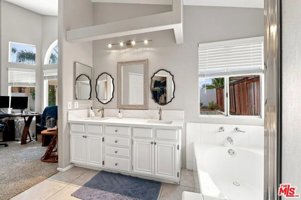 24529 Ridgewood Drive Murrieta, CA 92562