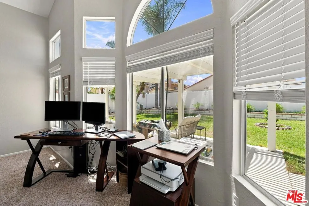 24529 Ridgewood Drive Murrieta, CA 92562