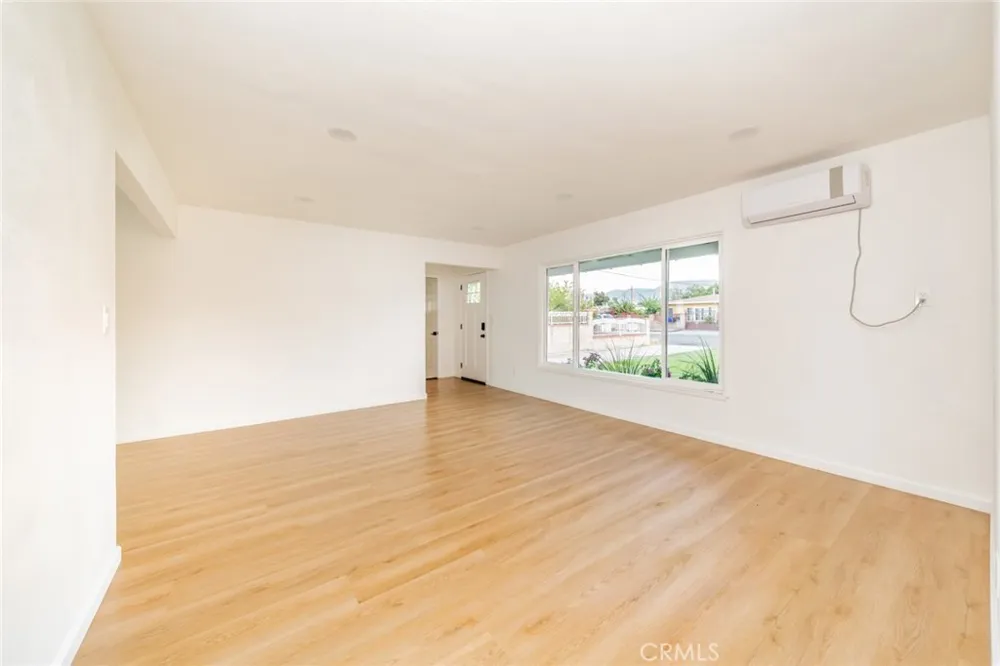 25513 Byron San Bernardino, CA 92404