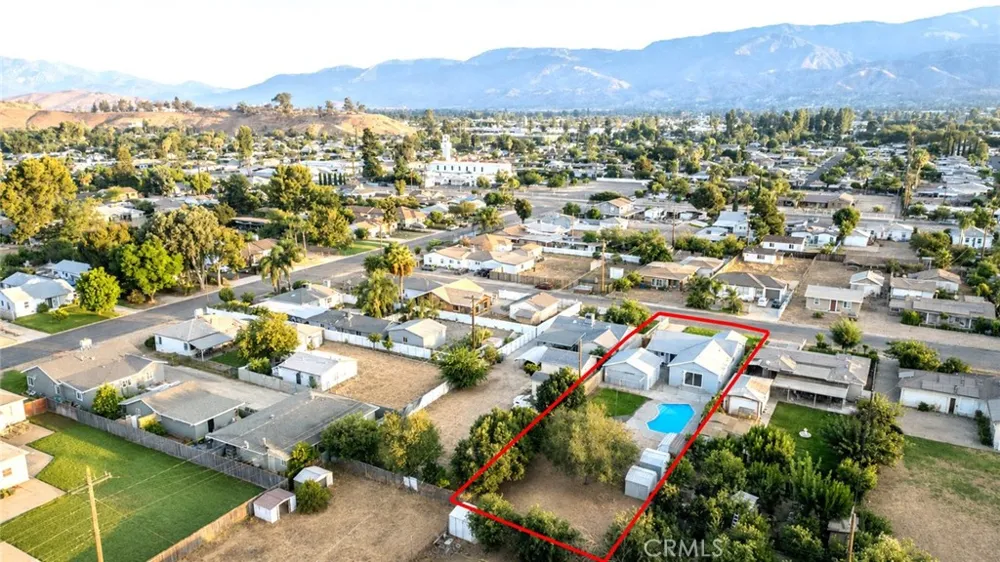 25513 Byron San Bernardino, CA 92404